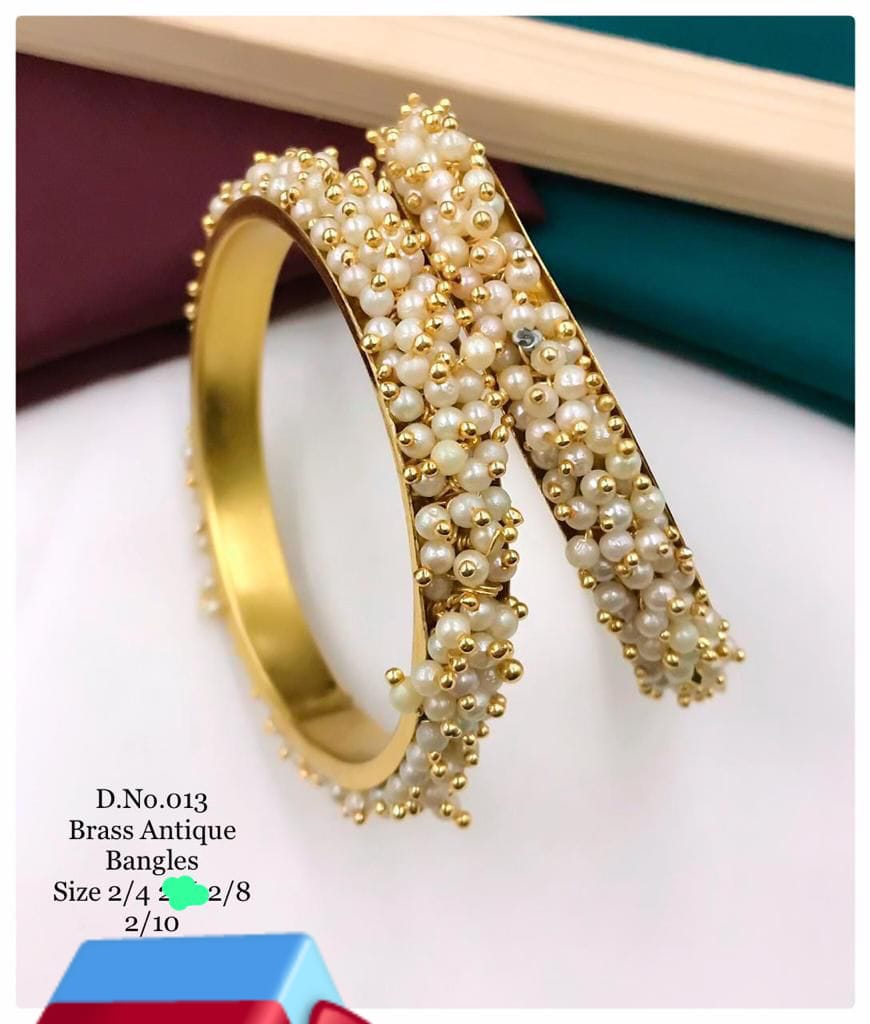 Fancy Design Matte Fancy Bangles Set Wholesalers In Delhi